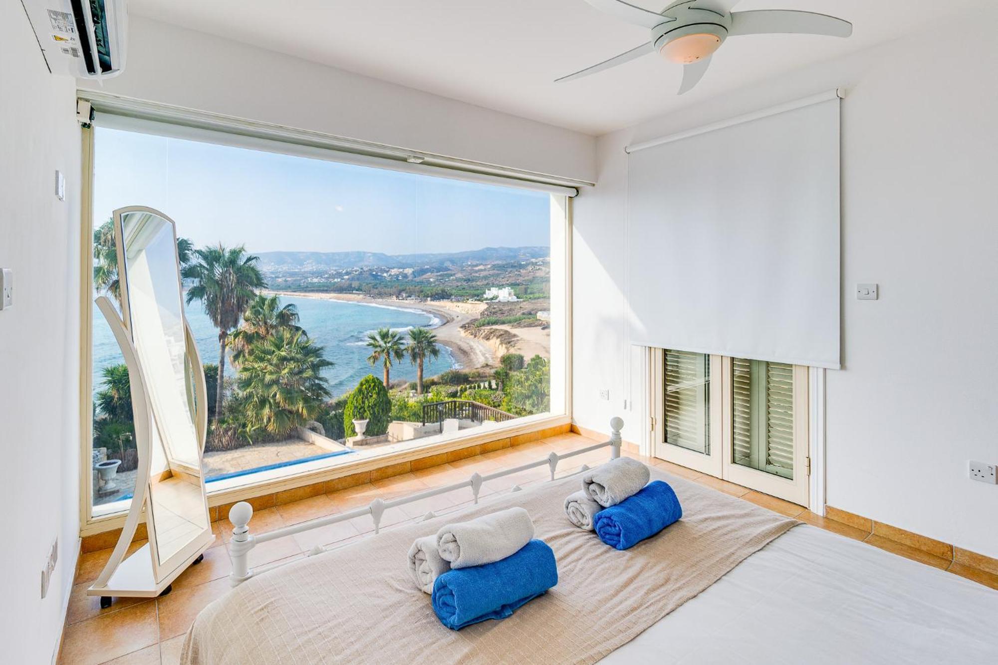 Beach Front Villa Mer Blu By Ezoria Villas คอรัลเบย์ ภายนอก รูปภาพ